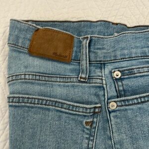 Madewell- The Mid-Rise Perfect Vintage Jeans size 24